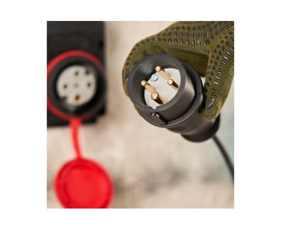 Переносная влагозащищенная вилка REXANT 3Р+РЕ, 32 А, IP44, каучук 111-006 – изображение 4