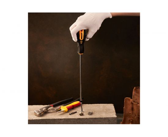 Шлицевая отвертка REXANT SL 6х200 мм, двухкомпонентная рукоятка 12-6432 – изображение 2