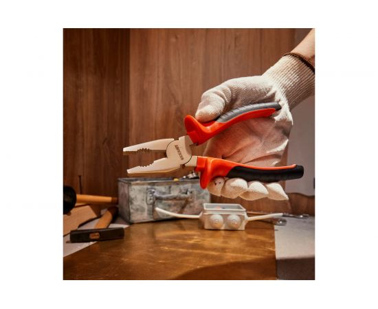 Комбинированные плоскогубцы REXANT 180 мм 12-4612 – изображение 2