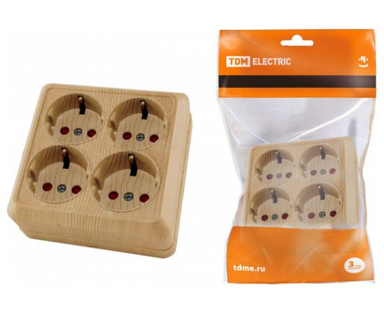 Четырехместная розетка TDM 2П+3 открытой установки IP20 16A с защитными шторками сосна Ладога SQ1801-0423 