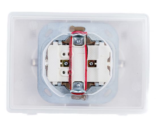 Розетка IEK KVARTA 2ая с з/к с з/ш РСбш12-3-КБ-44 16А IP44 бел. KV-R26-16-44-K01 – изображение 2