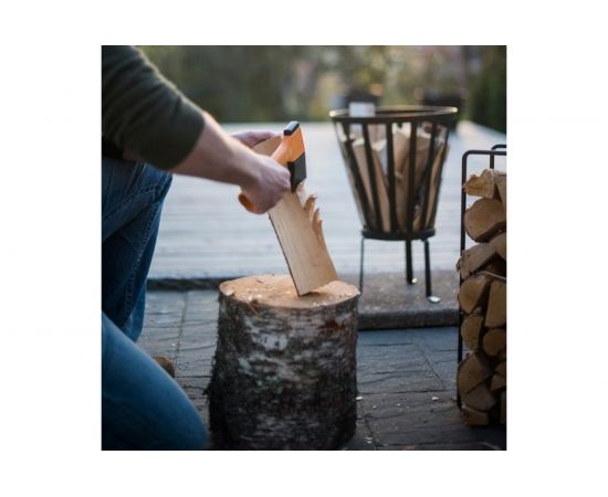 Набор Fiskars: универсальный топор Х5 + пила + универсальный нож 1057912 – изображение 7