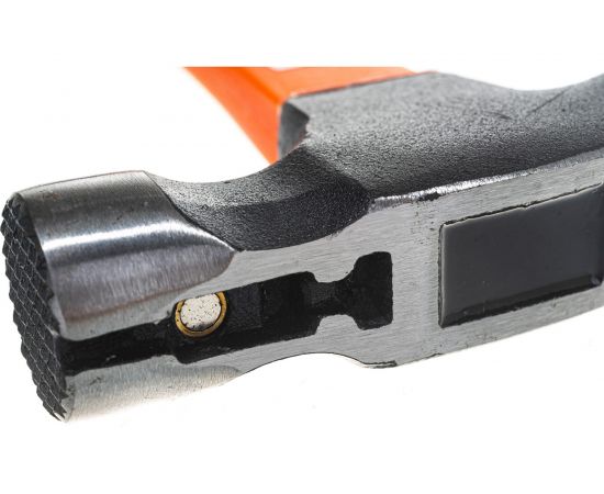 Молоток-гвоздодер HARDEN двухкомпонентная фибергласовая рукоятка, намагниченная головка, 700 гр. 590216 – изображение 3