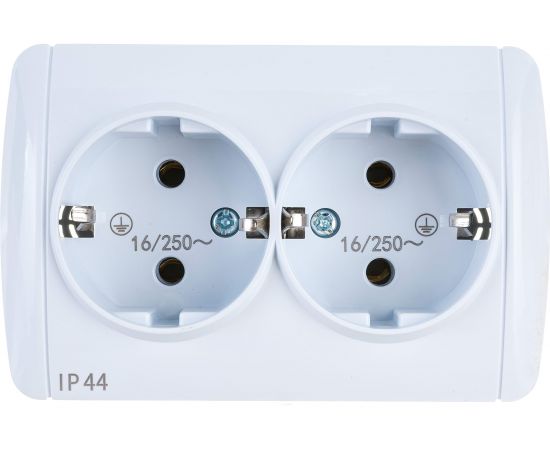 Двухместная розетка UNIVersal Клио IP44, с заземлением, открытой устанвоки, 16А, 220В, белая еврослот К2231 