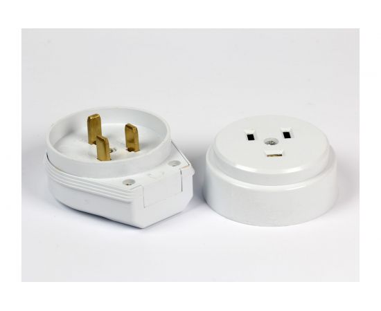 Разъем для плиты Smartbuy 32А 250В 2P+PE ОУ пластиковый белый SBE-IS1-250-P – изображение 2