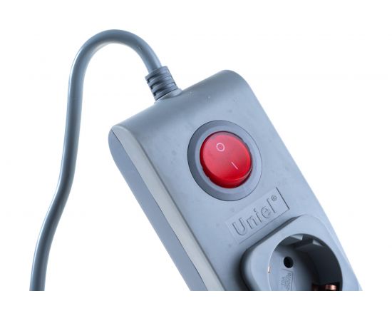Сетевой фильтр Uniel Lux, 3м, Пвс 3х0,75, 4 гнезда, с/з, 1USB/1A. 10А S-GSL5-3U GREY UL-00001761 – изображение 4