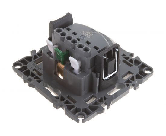 Розетка ЭРА 12-2102-02 2P+E Schuko со шторками, 16A-250В, IP20, слоновая кость Б0014688 – изображение 4