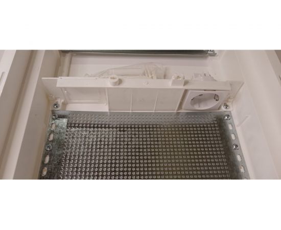 Встраиваемый распределительный щит TEHNOPLAST с металлической дверью COMBO U36 3/1 E 8758 – изображение 8