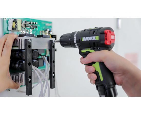 Аккумуляторная ударная бесщеточная дрель-шуруповерт WORX Professional 12В, 30Нм, 2Ач х2, ЗУ, сумка WU131X – изображение 2