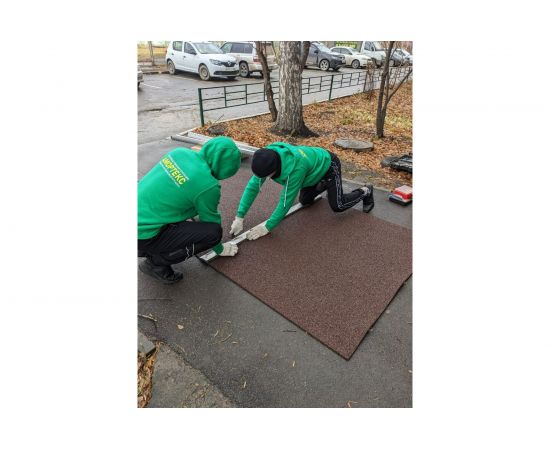 Покрытие из резиновой крошки АМОРТЕКС (1500x3000x10 мм; цвет коричневый) 0023 – изображение 3