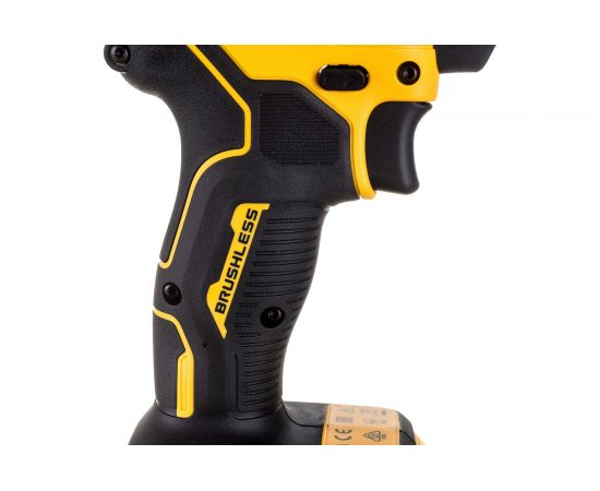 Бесщеточный импульсный шуруповерт DEWALT 18 В XR батарея POWERSTACK, чемодан TSTAK DCF840E1T-XJ – изображение 10