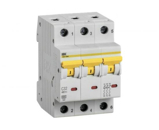 Автоматический выключатель IEK ВА47-60M 3Р 32А 6кА С MVA31-3-032-C 