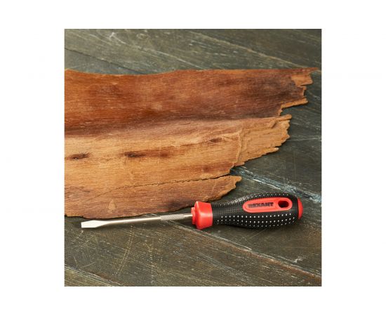 Шлицевая отвертка REXANT SL 5х100 мм, трехкомпонентная рукоятка, сталь S2 12-4722-1 – изображение 2