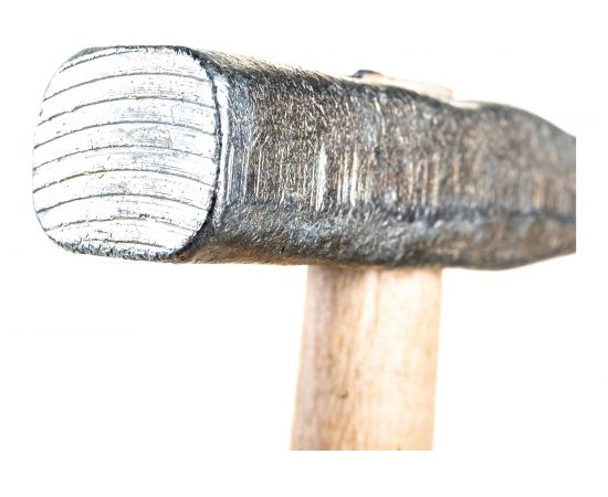 Слесарный молоток РемоКолор квадратный боек, деревянная рукоятка, 200г , 38-0-020 – изображение 3