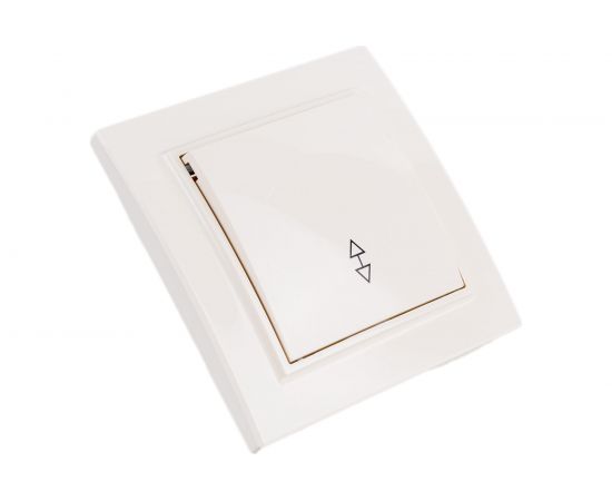 1-клавишный проходной выключатель EKF Минск СП, 10А, бежевый ERV10-025-20 – изображение 4