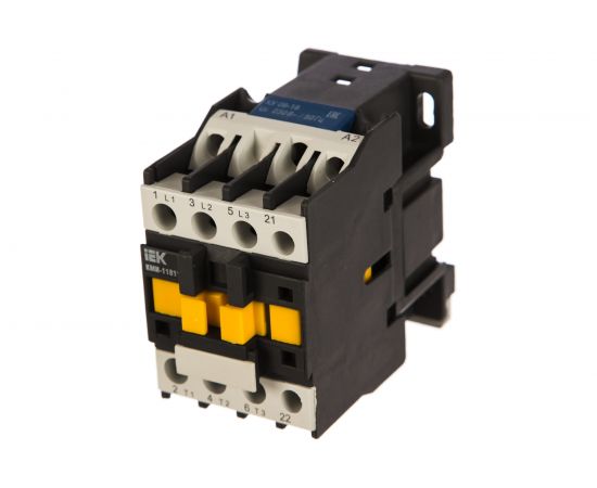 Контактор IEK КМИ-11811 18А 220В ИЭК KKM11-018-230-01 