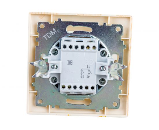 2-клавишный выключатель TDM Лама 10А сосна SQ1815-0302 – изображение 2