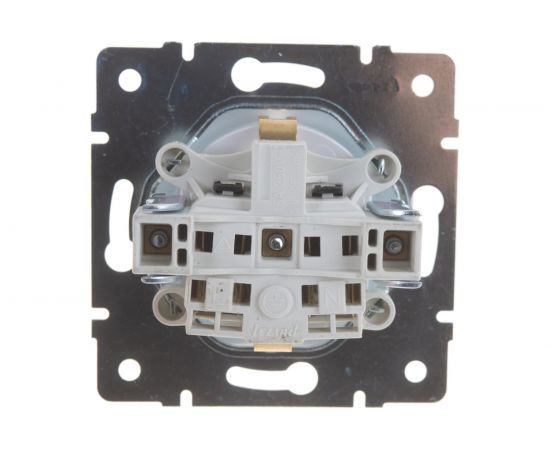 Розетка LEZARD KARINA с защитой от детей ПБТ белая 707-0288-124B – изображение 3