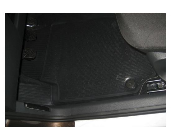 Коврики в салон автомобиля Rival для Volkswagen Polo V седан 2010-2020, полиуретан, с крепежом, 5 шт., 15804003 – изображение 2