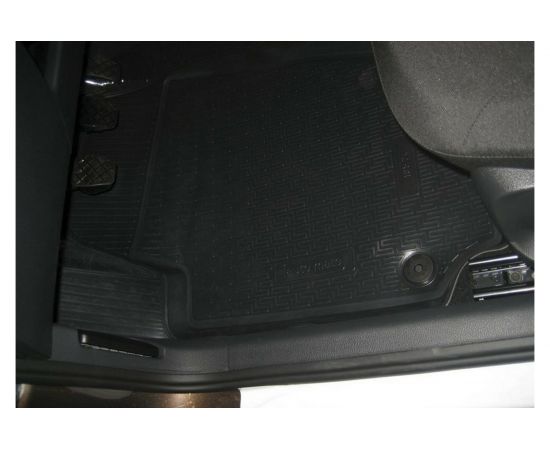 Коврики в салон автомобиля Rival для Volkswagen Polo V седан 2010-2020, полиуретан, с крепежом, 5 шт., 15804003 – изображение 6