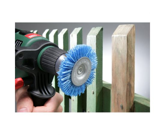 Щетка плоская нейлоновая (75 мм; хвостовик 6 мм; грубая) KWB 6043-30 – изображение 2