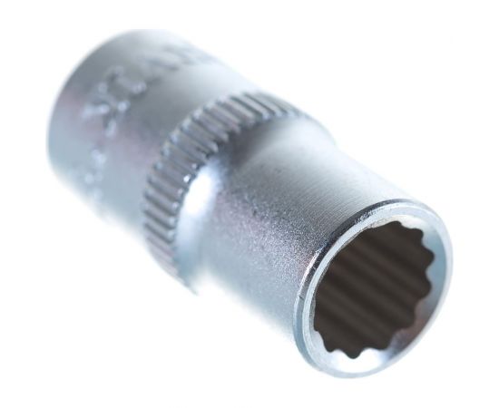 Головка торцевая 12-гранная (7 мм; 1/4DR) Thorvik 52968 
