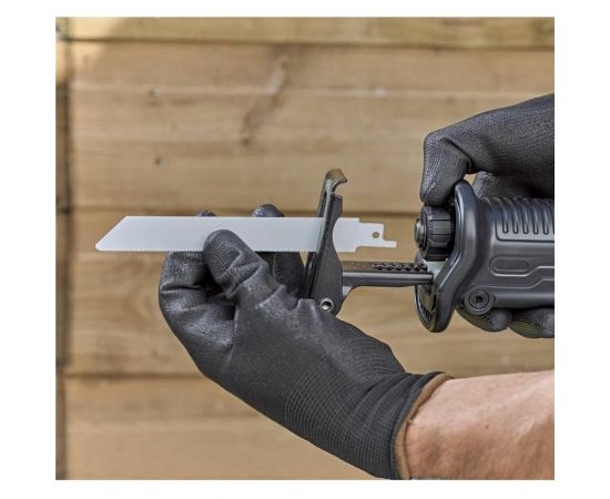 Сабельная пила Black&Decker BES301-QS – изображение 8