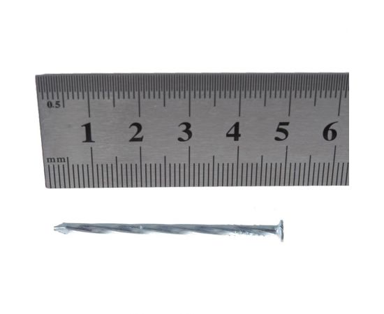 Винтовые оцинкованные гвозди Метизный двор 2.5x50, 5 кг 4690441000798 – изображение 4