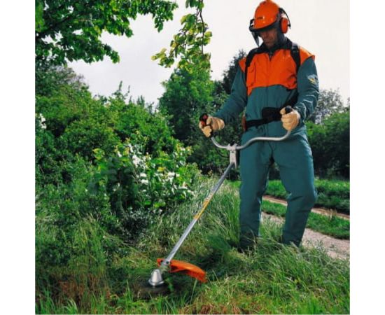 Oleo-Mac Бензокоса 1,6 л.с. BC360 4T EURO2, леска + диск, 7,0 кг 6127-9011E1 – изображение 3