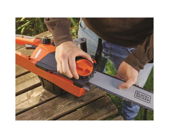 Black+Decker Электрическая цепная пила, 2200Вт, 45 см CS2245 – изображение 3
