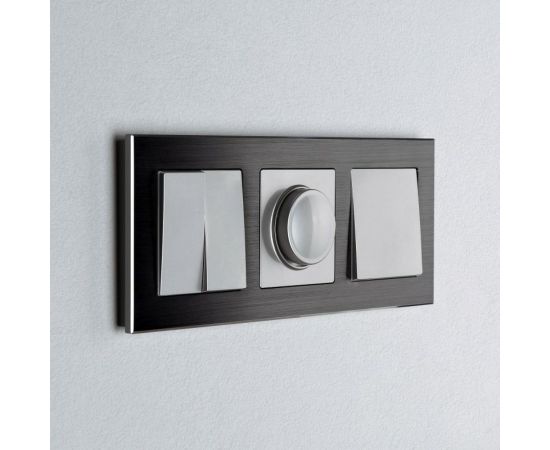 Рамка WERKEL W0031708 на 3 поста Aluminium черный алюминий a050952 – изображение 3