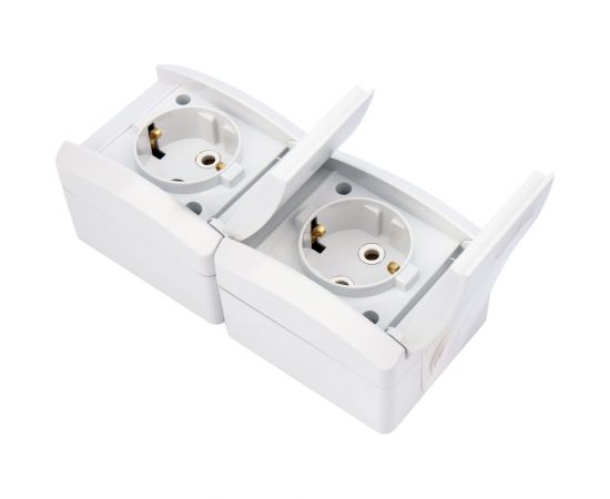 Двойная накладная розетка KRANZ вертикальный блок с/з IP54 16А белая KR-78-0802 – изображение 4