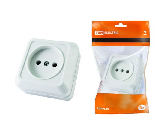 Розетка TDM 2П открытой установки IP20 10А 250В керамика белая "Ладога" SQ1801-0110 