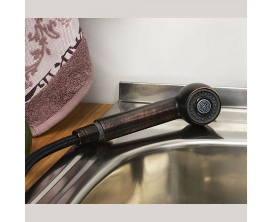 Смеситель для кухни с выдвижной лейкой WasserKRAFT A8247 – изображение 3