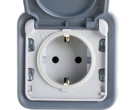 Розетка Legrand 1-м СП Plexo с защитной крышкой, с заземлением IP55 серая Leg 069833 125015 – изображение 4