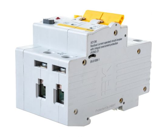 Автоматический диффернциальный выключатель тока IEK 2п 3.5модуля C 20A 30mA тип A 4.5kA АД-12М ИЭК MAD12-2-020-C-030 