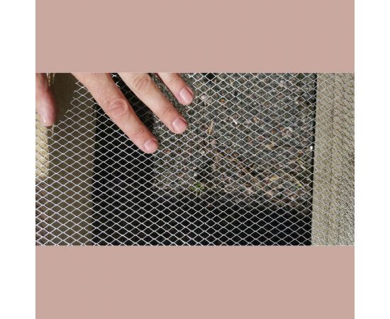 Сетка оцинкованная просечно-вытяжная ЦПВС для защиты каркасного дома, погреба от грызунов Фабрика сеток ""Железный слон"" ячейка 5x5 мм, рулон 1x10 м PVS000028-10 – изображение 3
