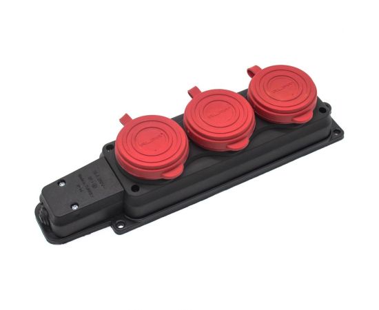 Влагозащищенная штепсельная розетка Alfa на 3 гнезда, каучуковая, IP44 с заземлением 250В, 16А 20103000 R 