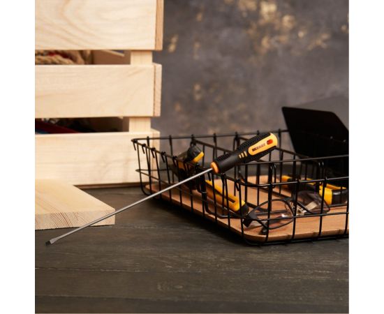 Шлицевая отвертка REXANT SL 3х200 мм, двухкомпонентная рукоятка 12-6423 – изображение 3