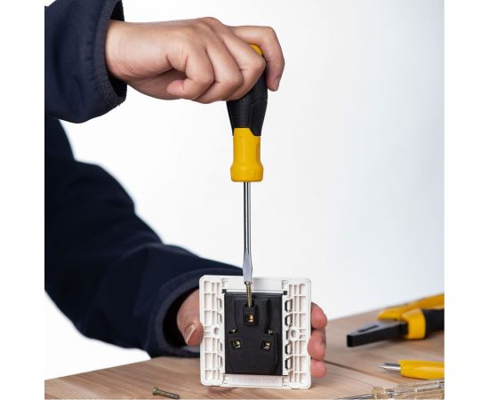 Шлицевая отвертка DELI DL6350751 5x75мм (магнит, TPR+PP ручка) 98348 – изображение 4