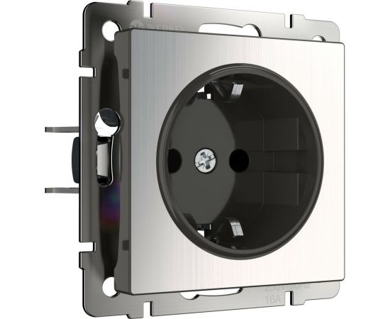 Розетка WERKEL W1171102 с заземлением и шторками глянцевый никель a051076 