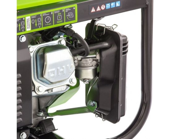 Бензиновый генератор 2,5 кВт, 230В, 4-х такт., 15 л, ручной стартер СИБРТЕХ БС-2800 94543 – изображение 3