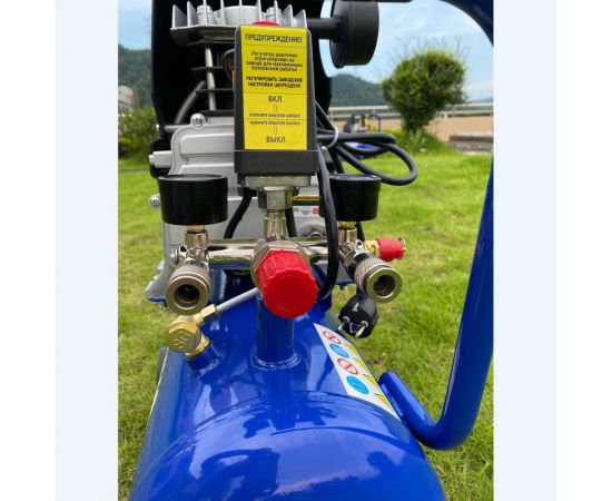 Поршневой компрессор Optimus 300л/мин, 2.2 кВт, 220 В, ресивер 24 л hd OPT-302430 – изображение 2