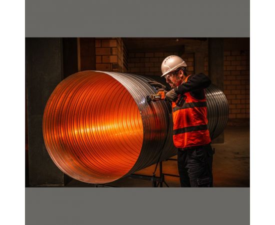 Сабельная бесщеточная пила BUS18SBL-0 AEG 4935479662 – изображение 7