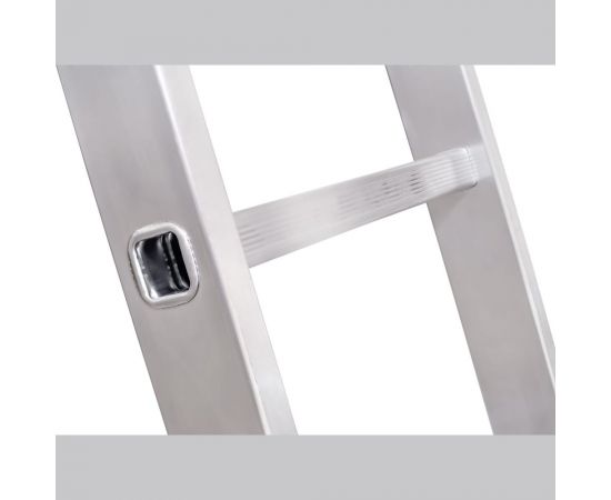 Алюминиевая 3-секционная лестница UFUK 3х8 ступеней 411308 – изображение 9