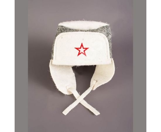 Шапка для бани Бацькина Баня Ушанка со звездой темный верх 10506 