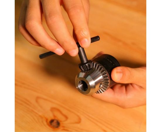 Сетевой перфоратор DEKO DKH1000W 063-4224 – изображение 3