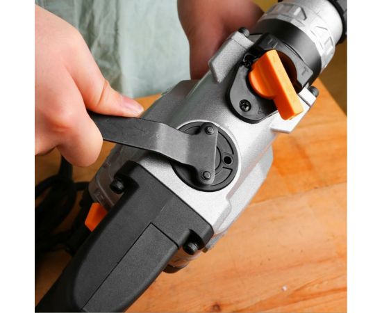 Сетевой перфоратор DEKO DKH1000W 063-4224 – изображение 6