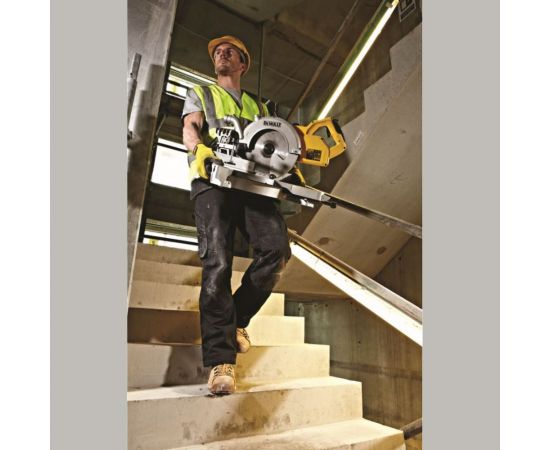 Торцовочная пила DEWALT DWS 778 – изображение 4