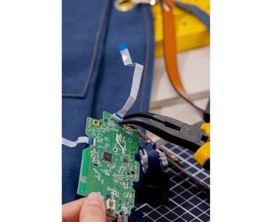 Удлиненные плоскогубцы DELI DL2306 с изогнутыми губками, 160 мм, угол загиба губок 30, сталь crv, двухкомпонентная ручка 108826 – изображение 4